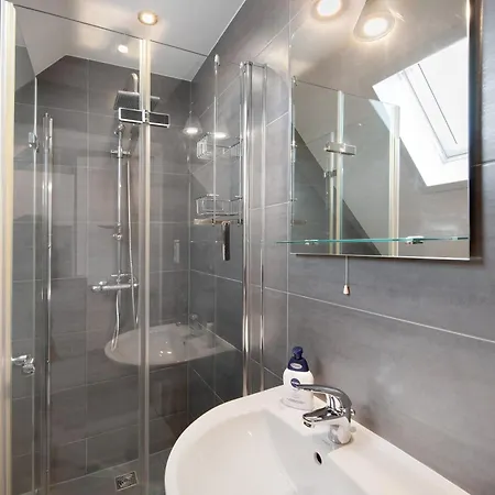 Jost Apartman Warenshof